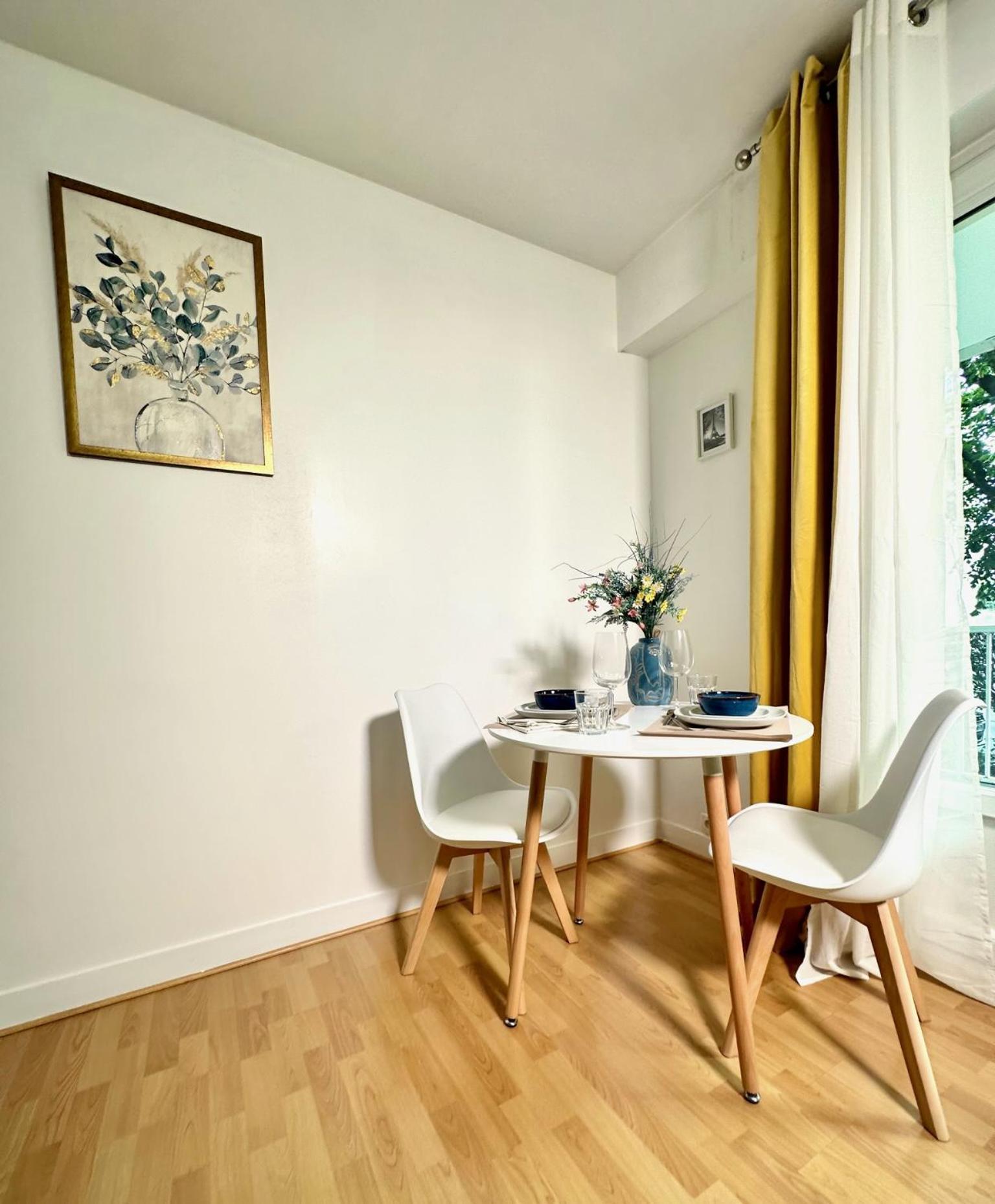 Le Bleu Soleil - A 2 Min Du Metro - 7 Min De Paris Apartamento Maisons-Alfort Exterior foto