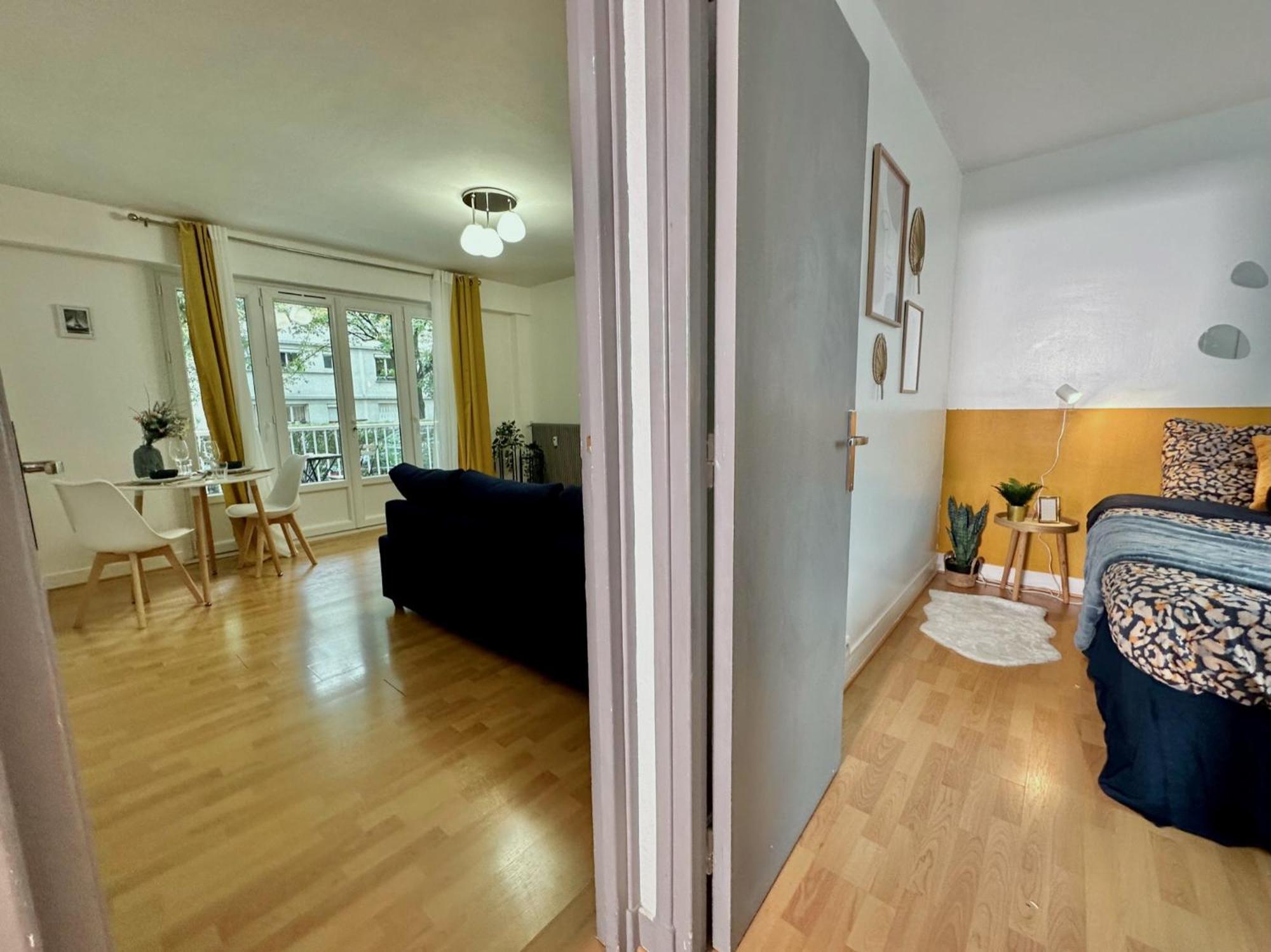 Le Bleu Soleil - A 2 Min Du Metro - 7 Min De Paris Apartamento Maisons-Alfort Exterior foto
